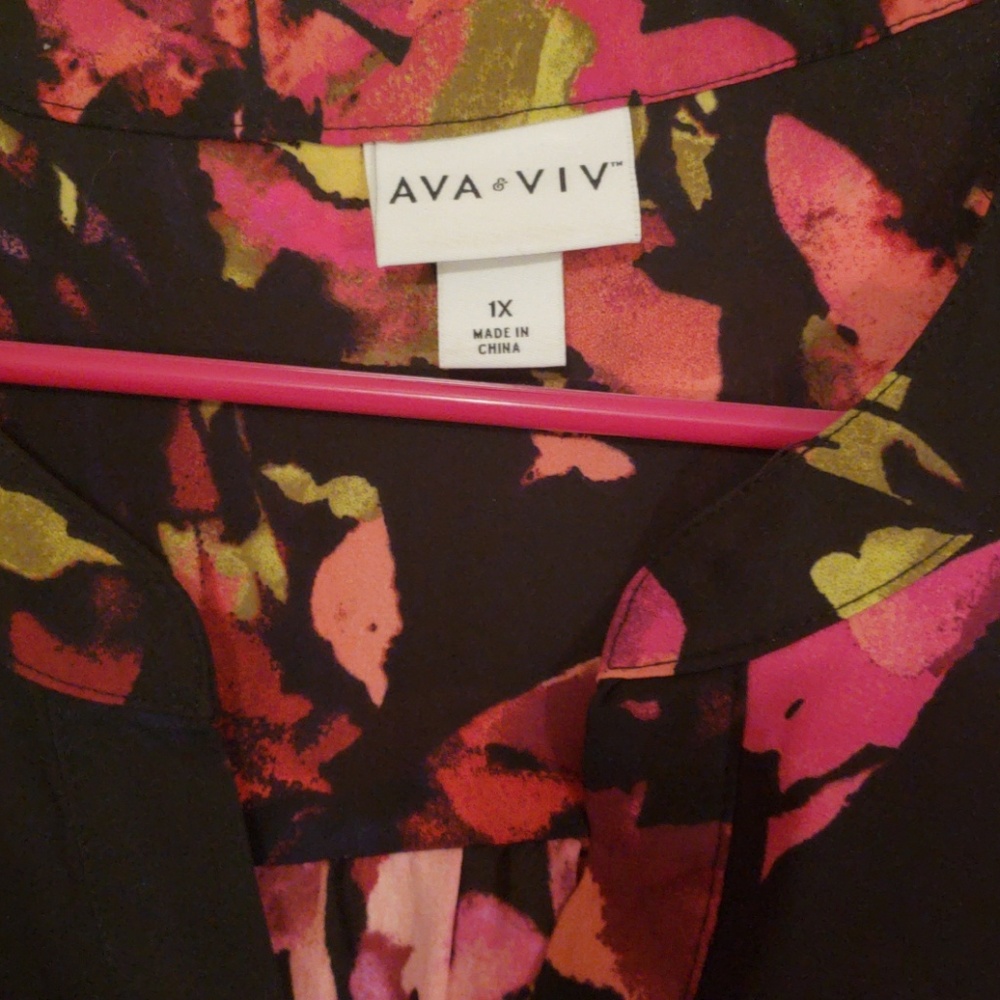 Flower blouse - Picture 2 of 2